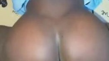 Horny uber driver order’s indomie and fuck the seller